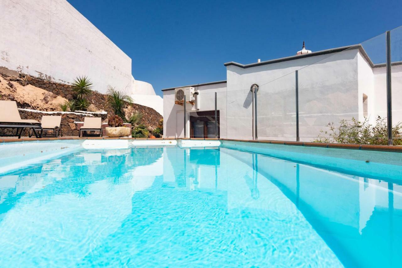 Casa Mira Vil·la *